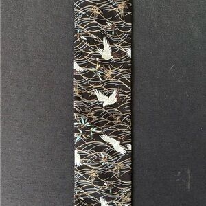 Kimono Belt Crane with Black and Gold Patterned